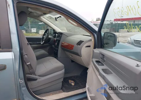 2008 Chrysler Town & Country Lx z USA, uszkodzony, nr VIN 2A8HR44H78R137219